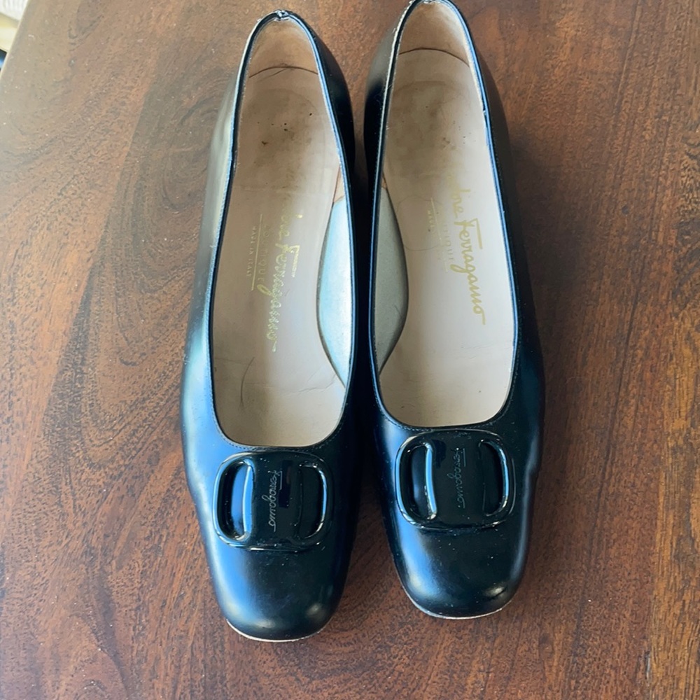 Vintage Ferragamo Flats